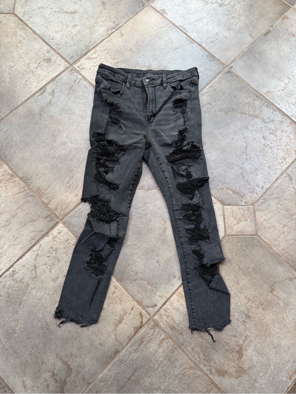 American Eagle Outfitters Black Distressed Skinny Jeans